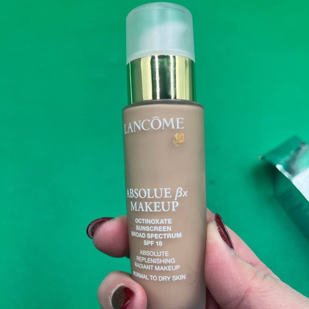 Absolue BX Makeup - Pearl 140 N  Brand New